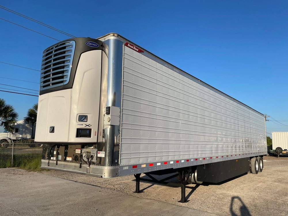 Great Dane reefer trailer with Carrier unit